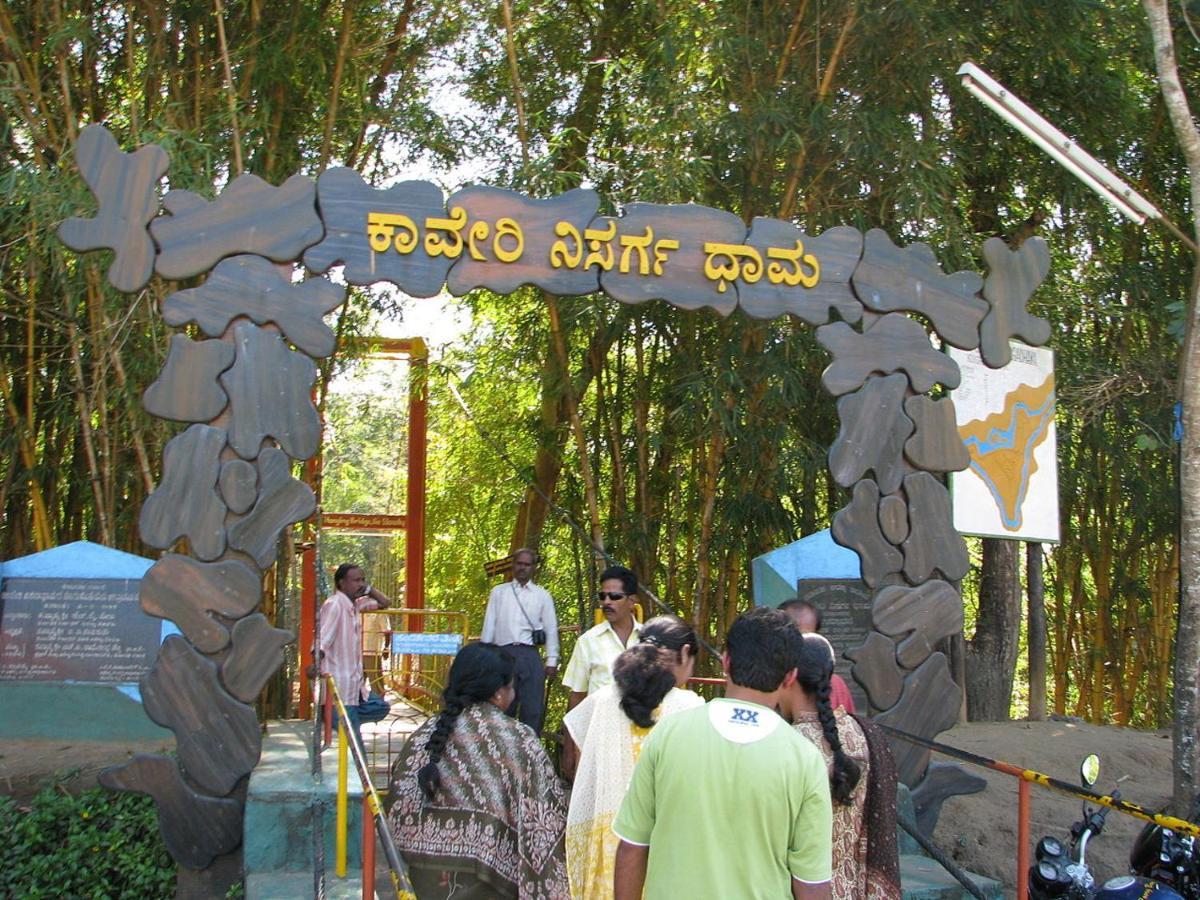 Sri Lakshmi Estates Apartment Siddapura  Luaran gambar